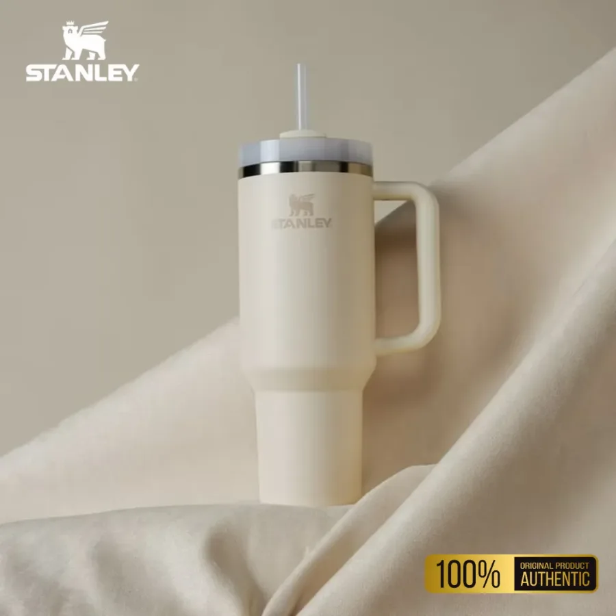 The Quencher H2.0 Flowstate™ Tumbler Stanley Cup - Light grey